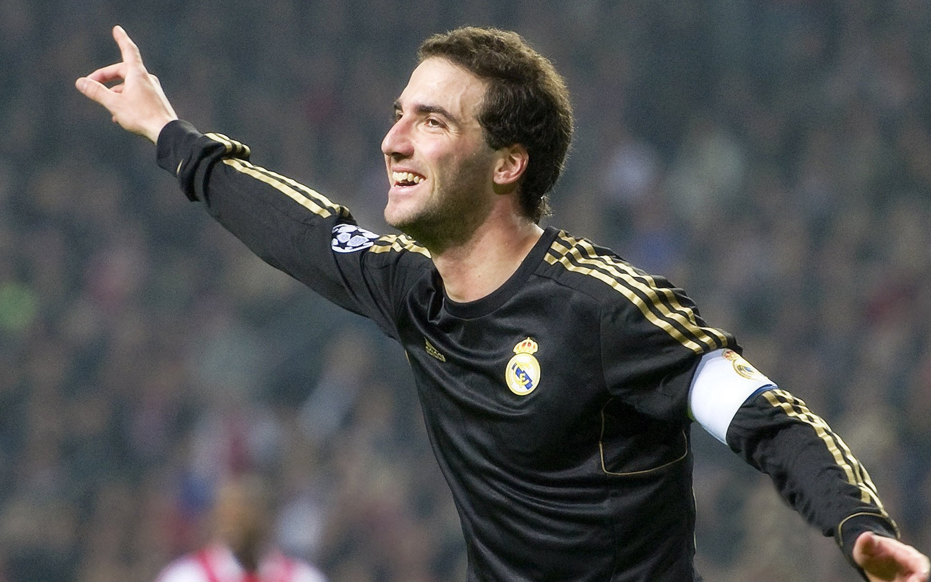 俱乐部精神：打造“大家庭”的成功经验